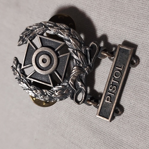 US Army Pistol Shooting Expert Pin L.I.G.I. Vintage - Picture 1 of 4